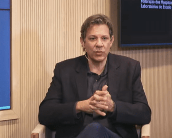 Fernando Haddad (PT) em talk show do Sindicato dos Hospitais de SP - 26.10.2021