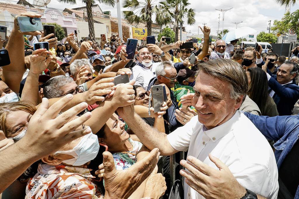 20102021-jornada-das-guas-lanamento-do-edital-de-construo-do-ramal-de-salgado_51612902489_o.jpg FOI ELE - Bolsonaro: discurso inflamado e ações eleitoreiras fizeram o dólar disparar -