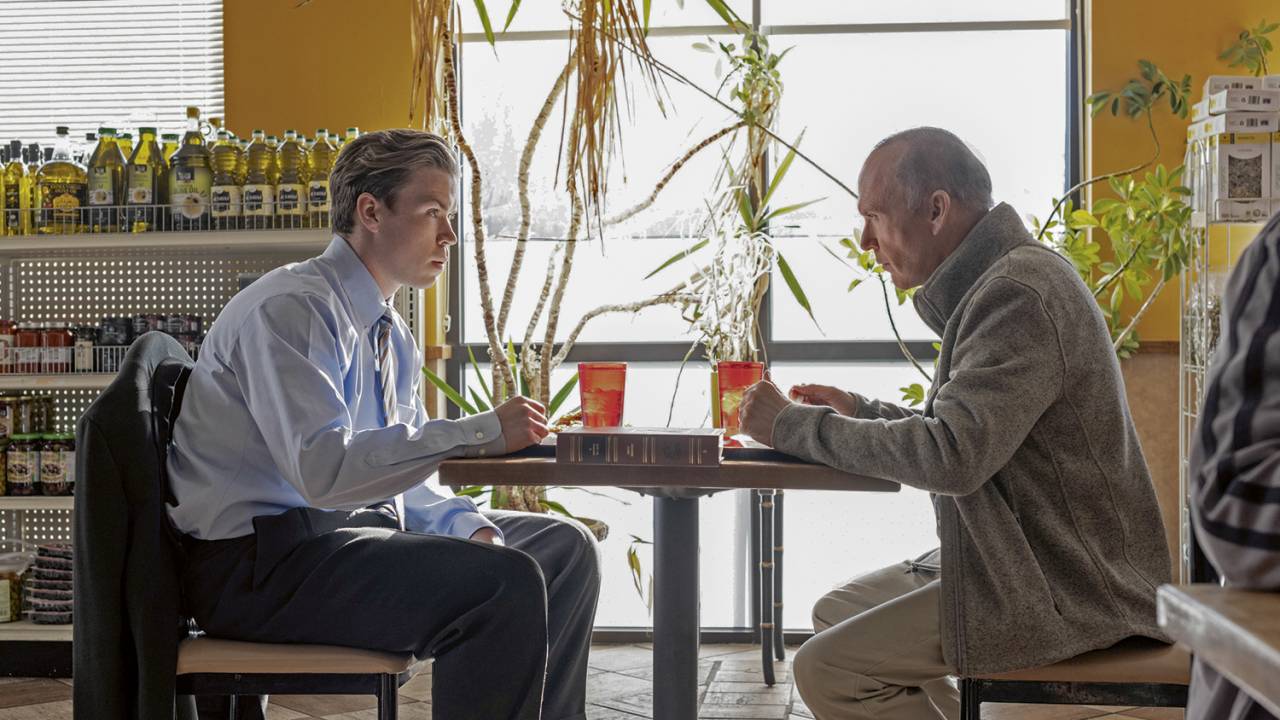 “MENOS DE 1%” - Will Poulter como o vendedor e Michael Keaton como o médico: a segurança da droga era fraude -
