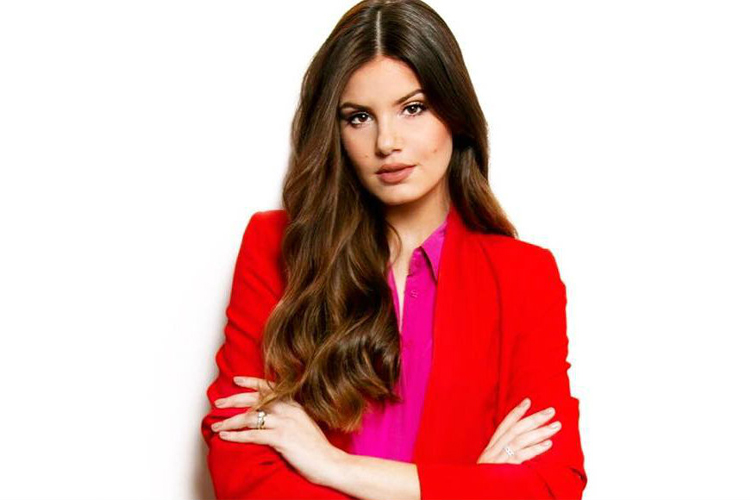 A atriz Camila Queiroz, protagonista de 'Verdades Secretas 2'