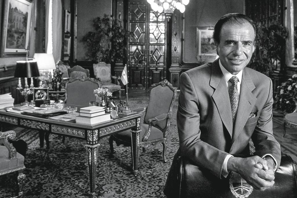 CARLOS-MENEM—GettyImages-110133620.jpg Carlos Menem