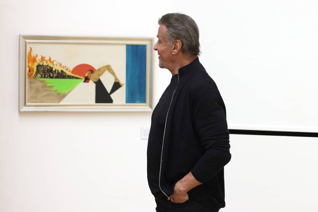 “Sylvester Stallone – Retrospektive zum 75. Geburtstag” Exhibition Opening In Hagen Sylvester Stallone durante abertura da exposição 'Sylvester Stallone: The Magic of Being', na Alemanha.