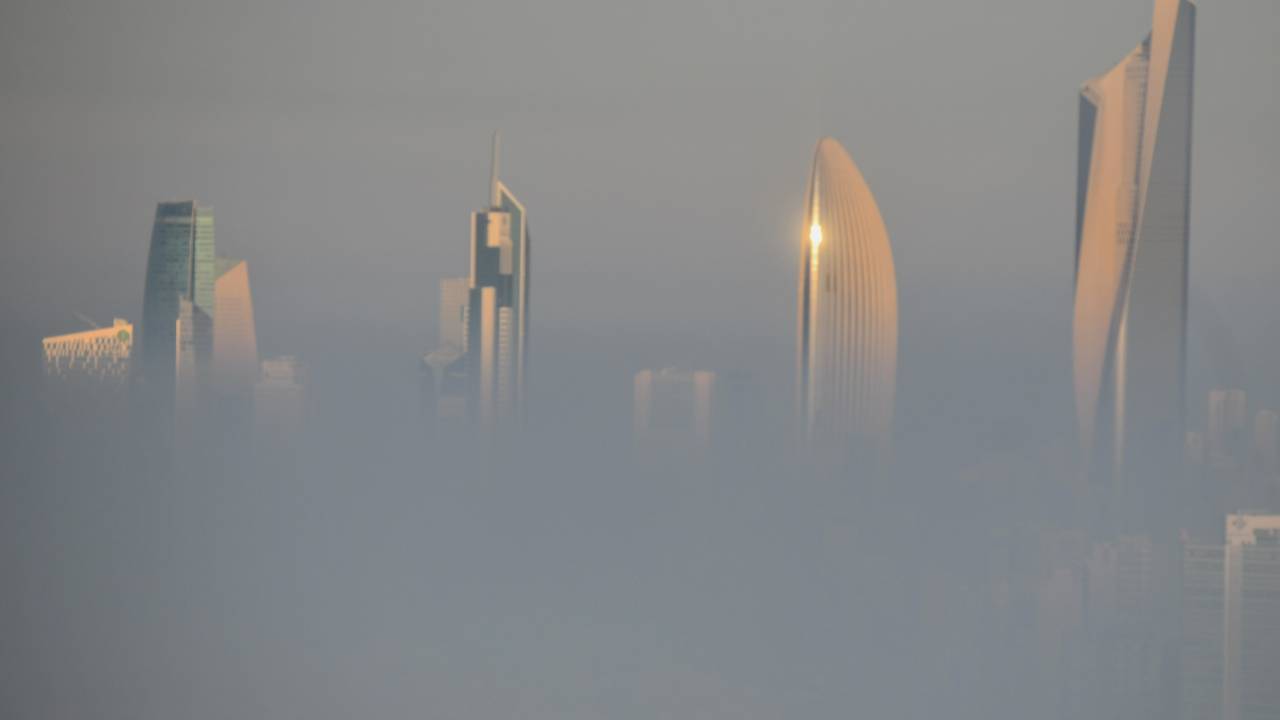 Kuwait City, capital do Kuwait, tem enfrentado temperaturas de 54° Celsius