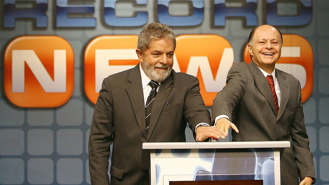 O então presidente Lula com o líder maior da Universal, bispo Edir Macedo