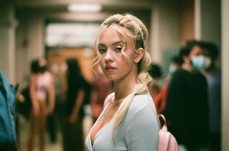 sydney-sweeney-credit-eddy-chen-hbo-1642153115 Sydney Sweeney como Cassie Howard