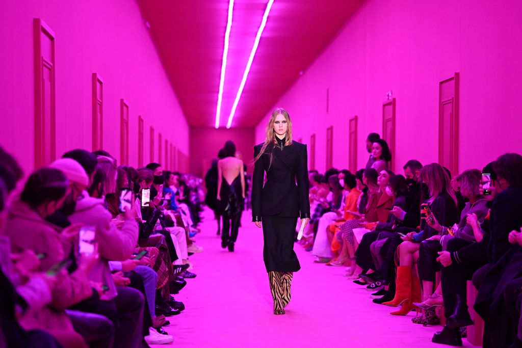 Quem fez minhas roupas digitais? 