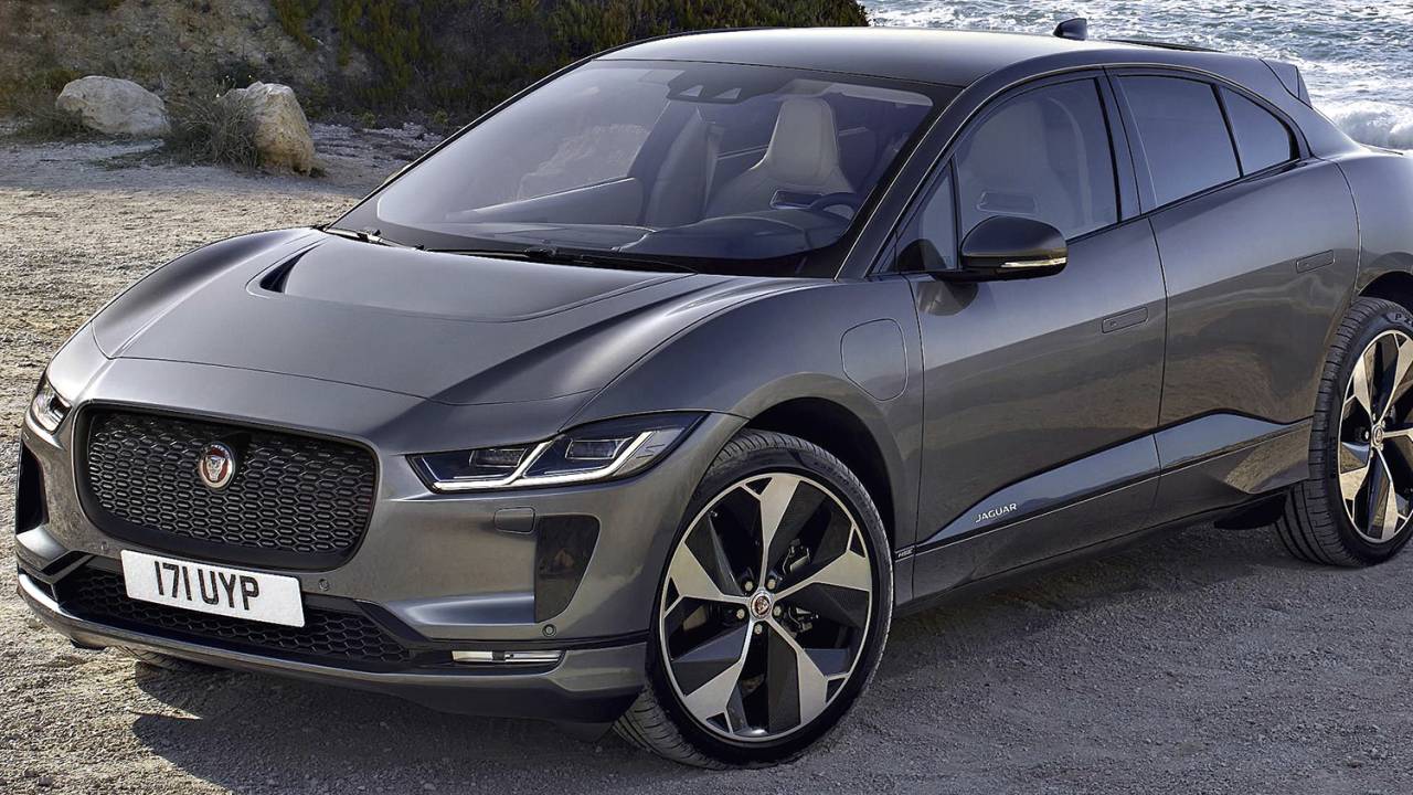 FUTURO - Jaguar I-Pace: até 2050, 30% da frota em circulação será elétrica -