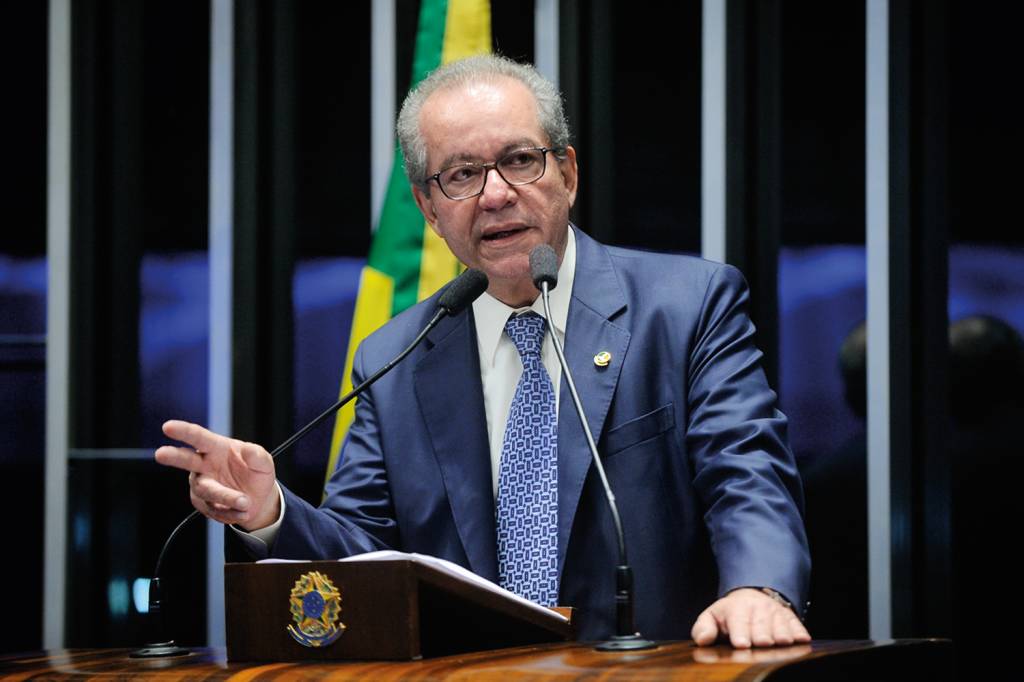 Plenário do Senado PRAGMATISMO - Anibal: petistas já buscam assegurar governabilidade -