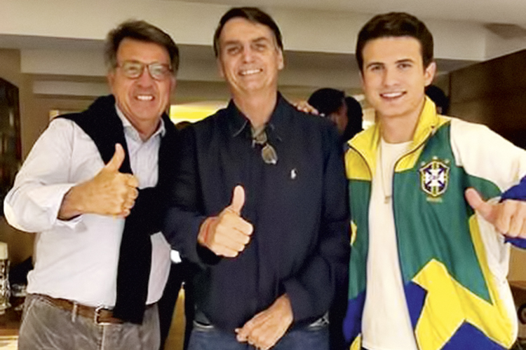 PAULO-MARINHO-JAIR-BOLSONARO-ANDRE-MAMRINHO-2018-1.jpg EX-ALIADO - Marinho com Bolsonaro: depois da eleição, troca de acusações e rompimento -