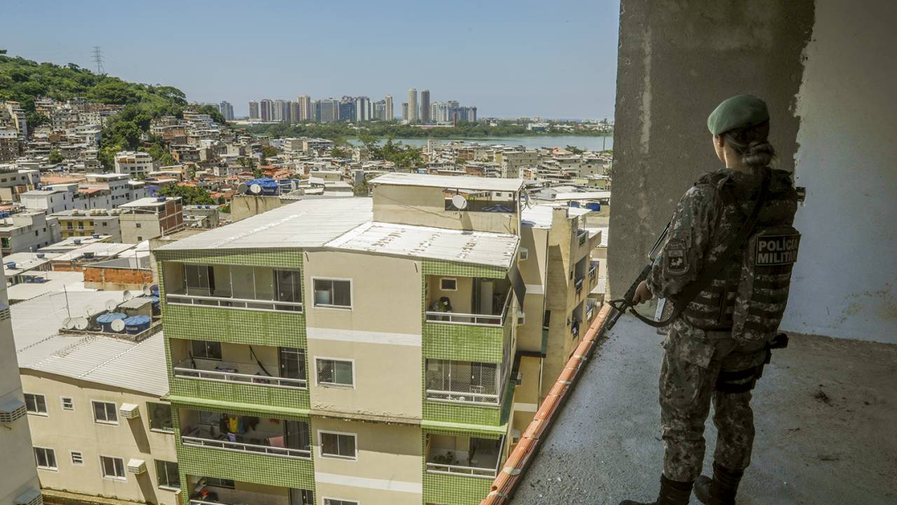OCUPAÇÃO - Patrulha na Muzema: operações visam às atividades controladas pela milícia -