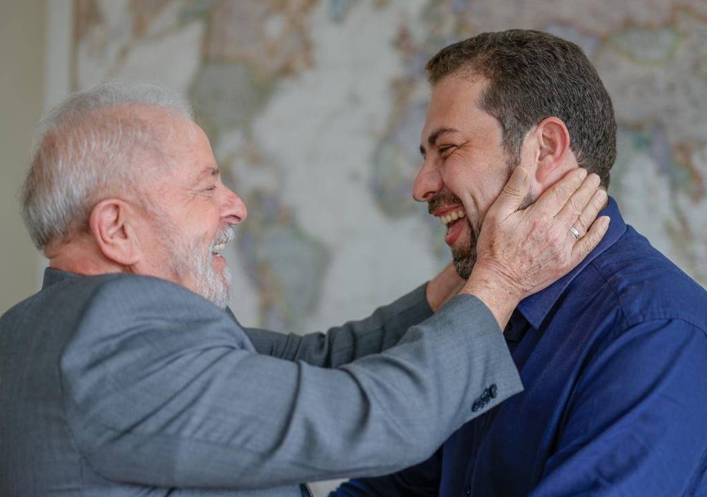 O ex-presidente Lula e o pré-candidato do PSOL ao governo de SP, Guilherme Boulos