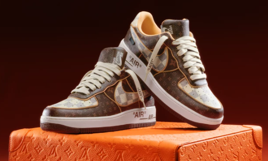 O tênis assinado pela Nike e Louis Vuitton, arrematado por mais de US$ 350.000
