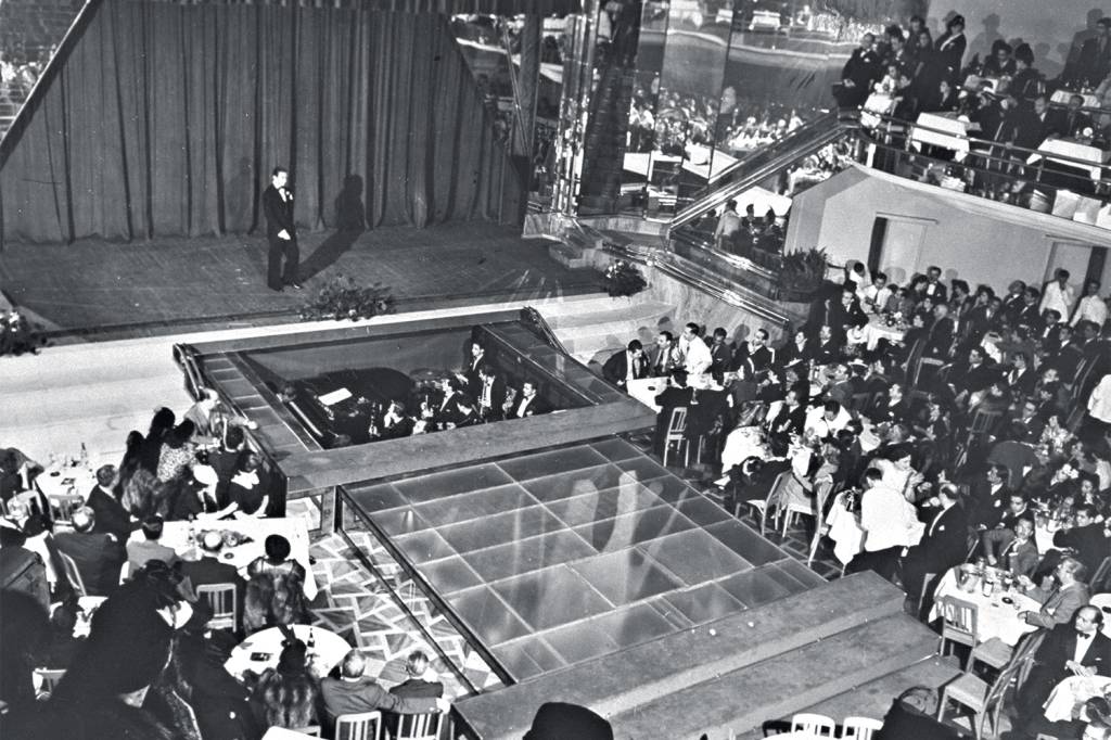 Casino Da Urca, Brazil ERA DE OURO - Cassino da Urca, em 1941: setor com mais de 40 000 empregos -