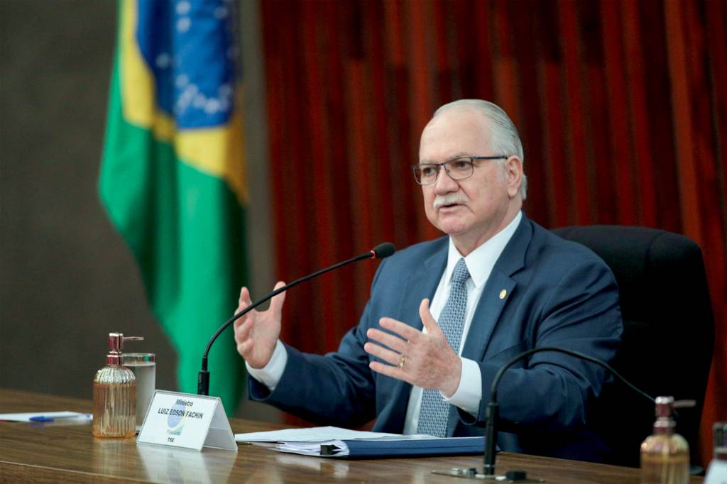Fachin: “Quem vocifera contra as urnas está defendendo interesse próprio”