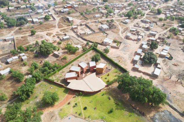 O Centro Médico na cidade de Léo, em Burkina Fasso - O Centro Médico na cidade de Léo, em Burkina Fasso -
