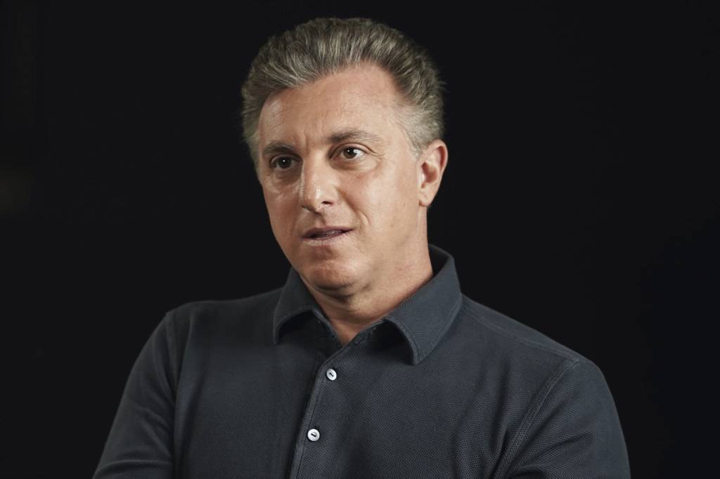 LUCIANO-HUCK-2022-09.JPG Luciano Huck