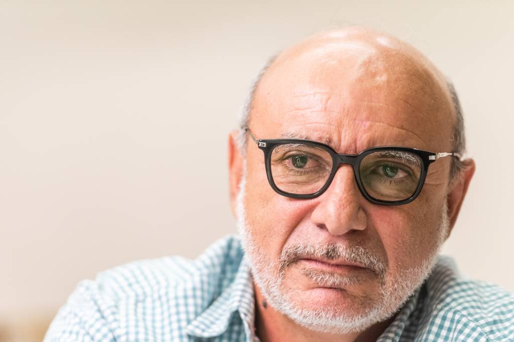 Com 588 votos, Fabrício Queiroz não se elege vereador em cidade do RJ