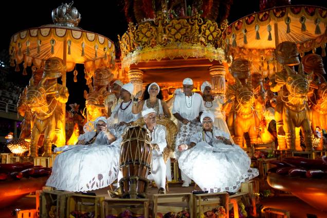 A escola de samba Grande Rio durante desfile, no Sambódromo Marquês de Sapucaí - A escola de samba Grande Rio durante desfile, no Sambódromo Marquês de Sapucaí -