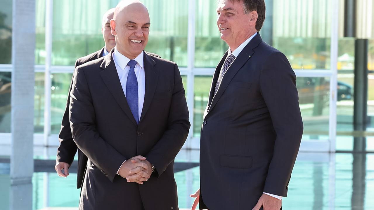(Brasília - DF, 07/08/2019) Encontro com Deputado Rodrigo Maia, Presidente da Câmara dos Deputados; Alexandre de Moraes, Ministro do Supremo Tribunal Federal; e Deputado Fábio Faria (PSD-RN). Foto: Marcos Corrêa/PR