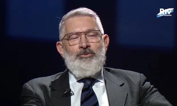 O político Paolo Rondelli, de 58 anos, é o primeiro chefe de estado abertamente gay do mundo -