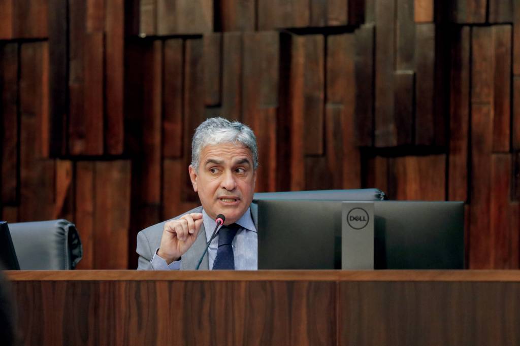 Deputados da Assembleia Legislativa do Estado do Rio de Janeiro (Alerj) votam flexibilização do uso de máscaras ao ar livre. O ARTICULADOR - Ceciliano: interlocução com políticos de todos os matizes -