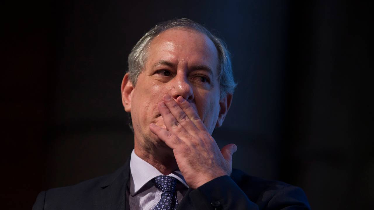 Ciro Gomes em seminário de jornalismo organizado pela Folha de São Paulo. Foto: Edilson Dantas / Agência O Globo