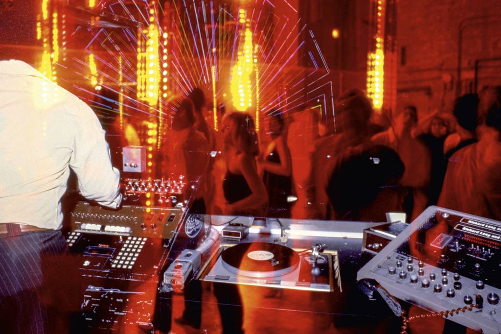 GettyImages-1194492753.jpg VIDA NOTURNA - O Studio 54, em Nova York: onde se ia para ver e ser visto -