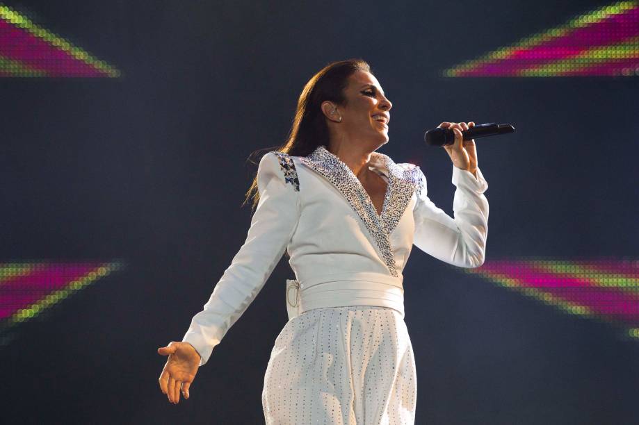 Cantora Ivete Sangalo se apresentando no Rock in Rio, do Rio de Janeiro, 2011. Cantora Ivete Sangalo se apresentando no Rock in Rio, do Rio de Janeiro, 2011.