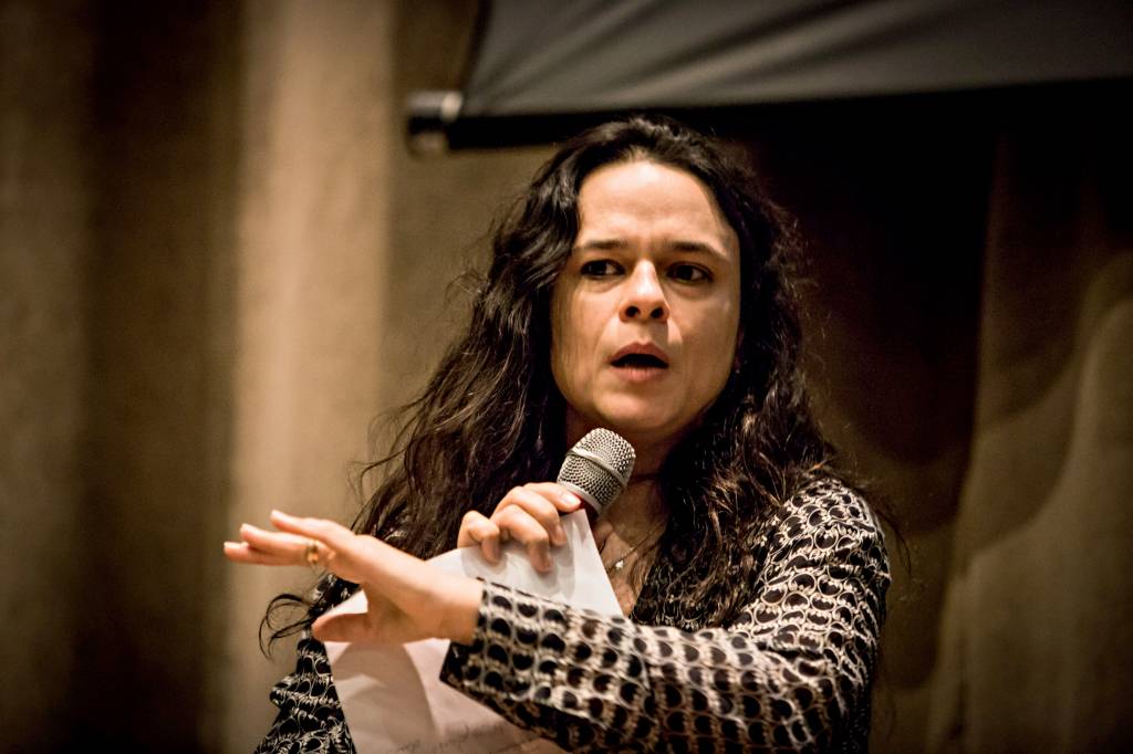 Janaína Paschoal EX-ARREPENDIDA - Janaina: “Da minha parte, não tem nem o que pensar” -