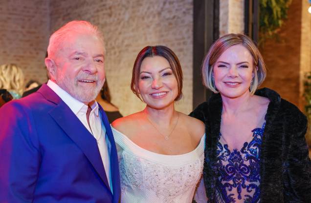 18/05/2022 - Cerimônia de casamento do ex-presidente Lula e a socióloga Rosângela Silva, a Janja, em São Paulo. 18/05/2022 - Cerimônia de casamento do ex-presidente Lula e a socióloga Rosângela Silva, a Janja, em São Paulo.