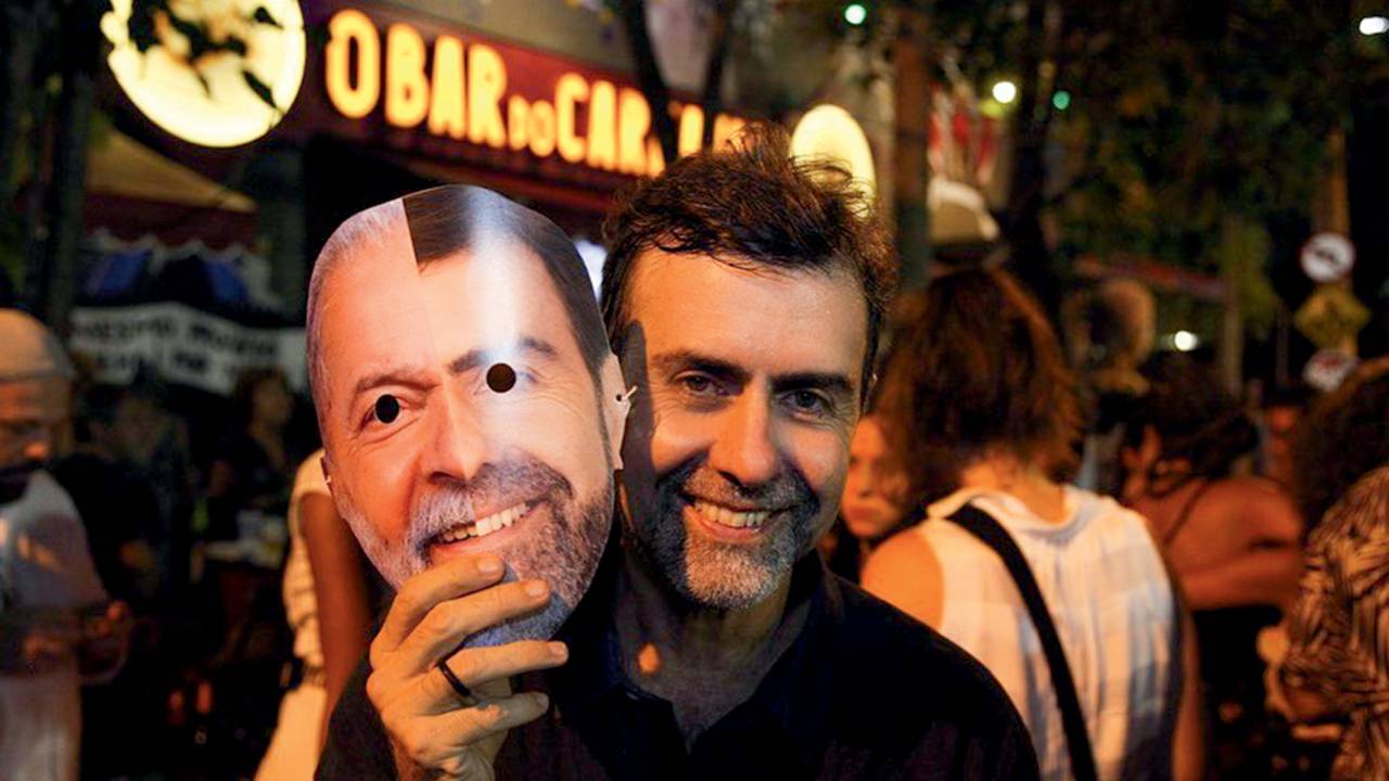 O ESCOLHIDO - Freixo com a máscara de Lula: o alto-comando petista sabe que não pode depender só dos votos dele -