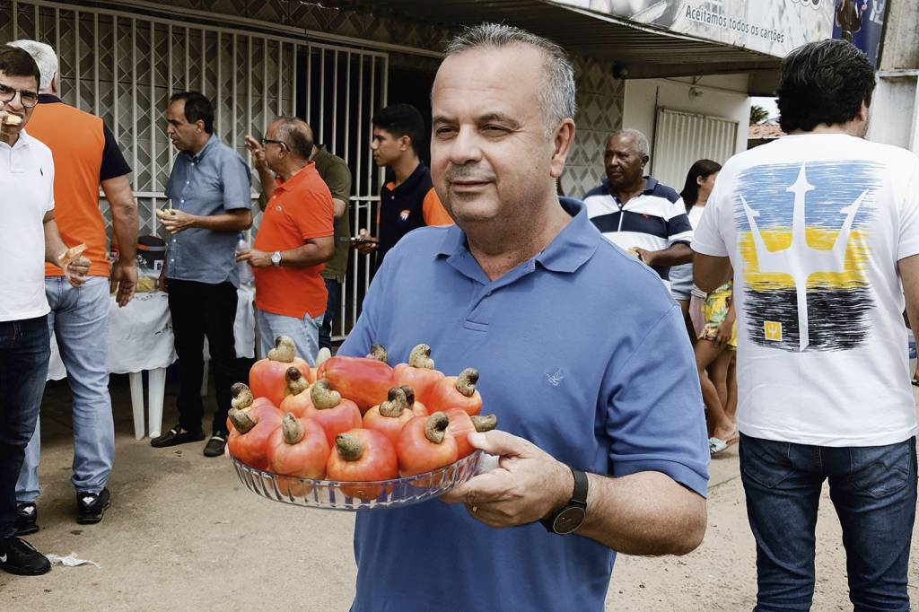 ROGERIO-MARINHO-DOM-MARCOLINO-RN-2022-01.jpeg COLHEITA - Marinho: luta contra má gestão de Bolsonaro e popularidade de Lula -