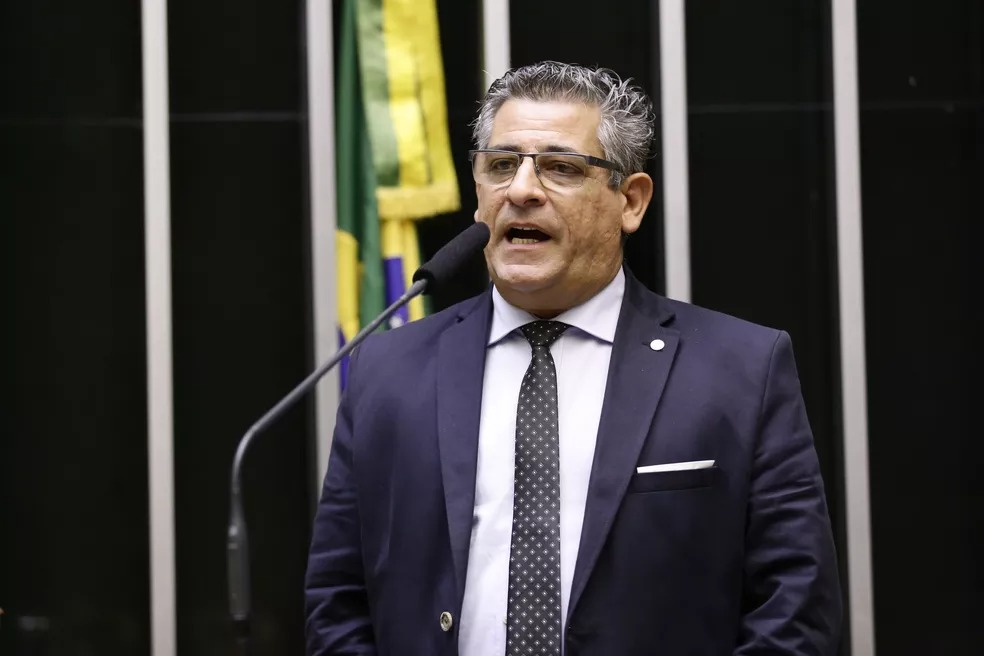 Líder dos caminhoneiros diz que Bolsonaro é mentiroso e não descarta greve