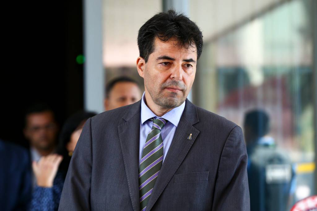 ‘Não sabia nem que tinha cofre no ministério’, disse Sachsida à PF