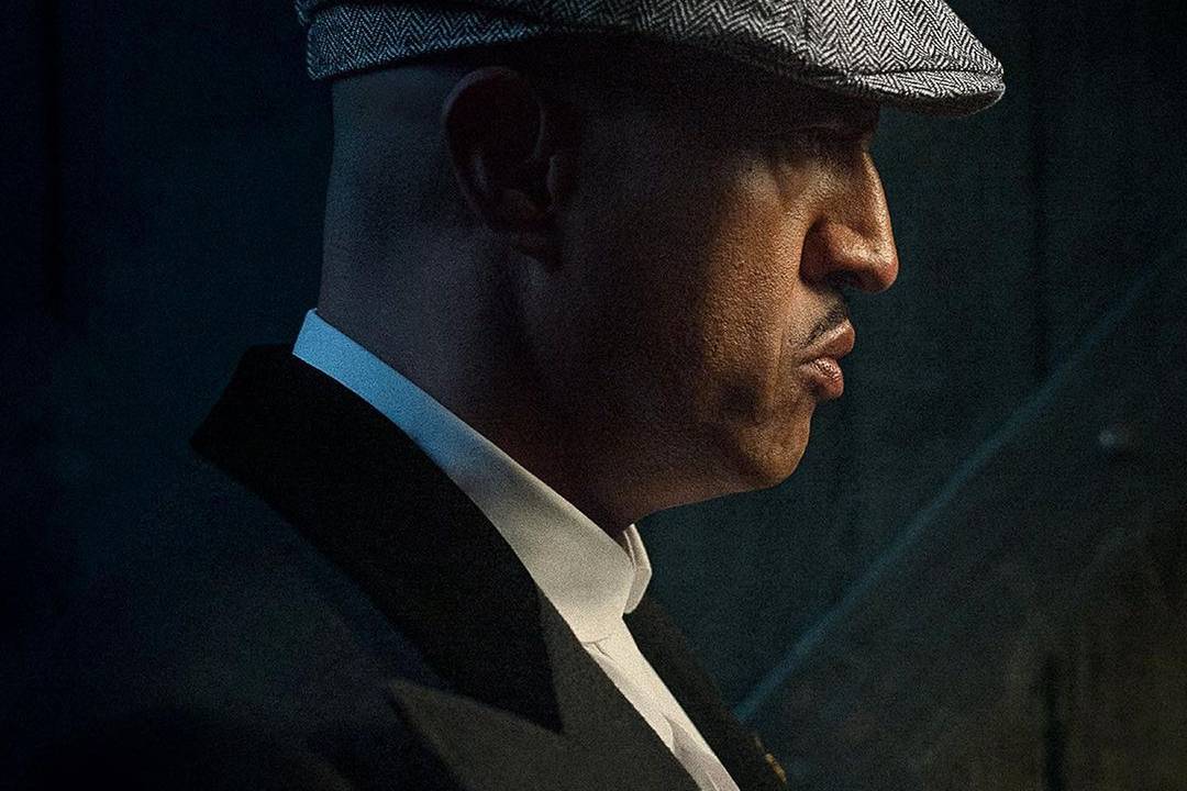 Rapper encarnou membro da gangue liderada por Tommy Shelby -