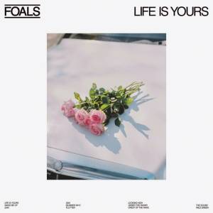 CAPA-DISCO-LIFE-IS-YOURS—FOALS-2022.jpg Life is Yours, de Foals (Warner, disponível nas plataformas de streaming) -