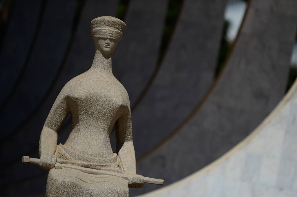 Descriminalização de drogas exigirá proteção para jovens mais pobres