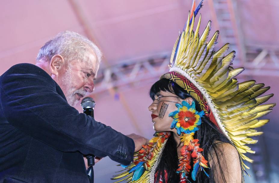 Lula participa em Uberlândia, de Ato aos Povos Indígenas de Minas Gerais, 15/06/2022. Lula participa em Uberlândia, de Ato aos Povos Indígenas de Minas Gerais, 15/06/2022.