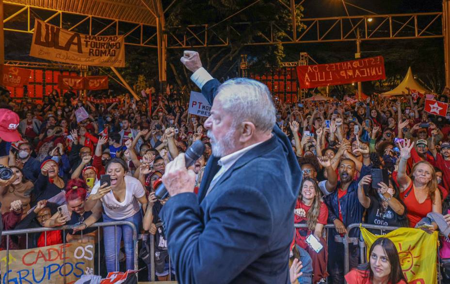 Lula visita a UNICAMP em Campinas e conversa com estudantes sobre defesa da democracia, em 05.05.2022. Lula visita a UNICAMP em Campinas e conversa com estudantes sobre defesa da democracia, em 05.05.2022.