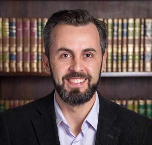 Como a Disney arruinou o padrão de felicidade a dois e ignora os trisais