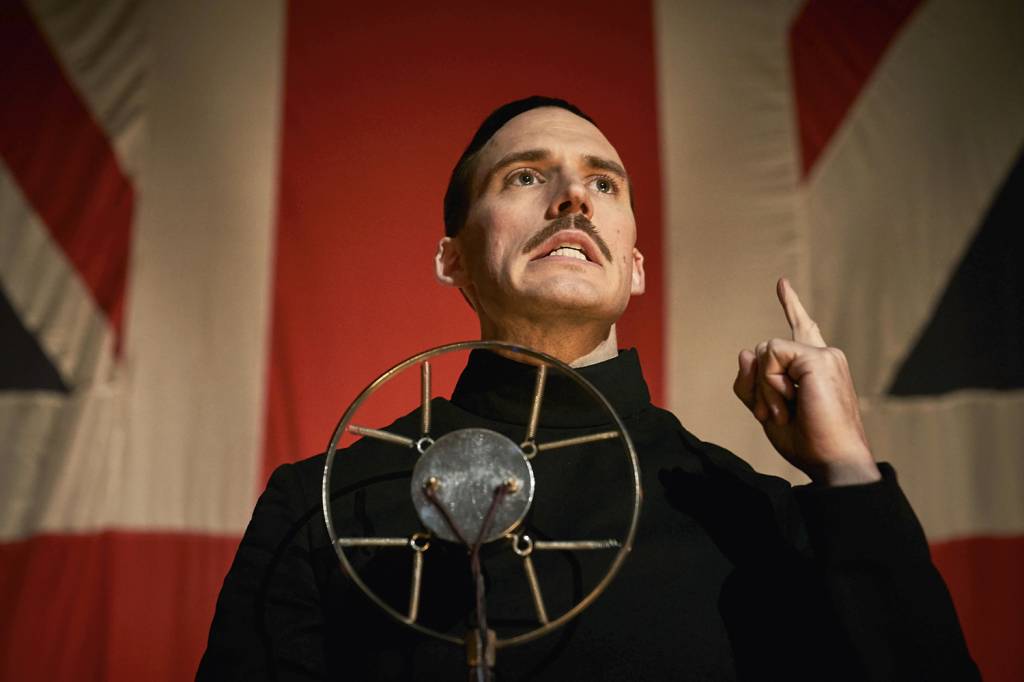 Peaky-Blinders-04.jpg FASCISTA - Claflin como Oswald Mosley: ódio crescente pós-I Guerra -