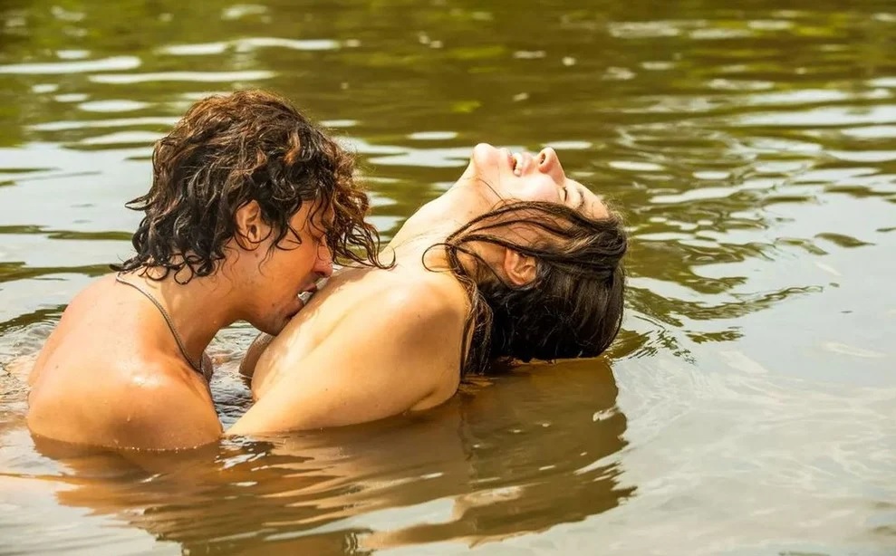 Juma e Jove em "pantanal"