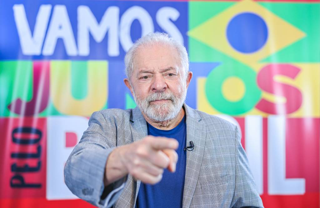 Com o PT empacado, pacote bilionário de Bolsonaro pode unir Lula e Serra