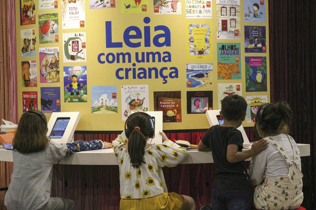 BIENAL-DO-LIVRO-2022-09.jpg ESTÍMULO - O hábito de ler desde criança: ferramenta para treinar neurônios -