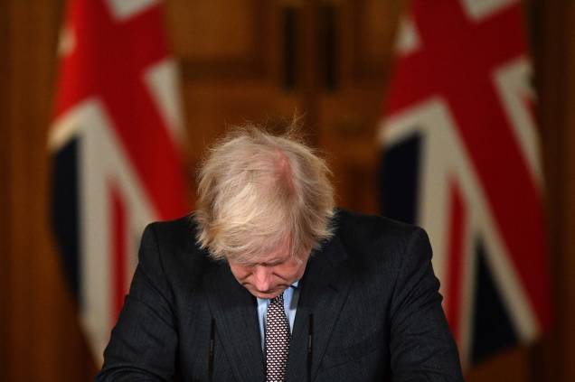 O primeiro-ministro da Grã-Bretanha, Boris Johnson, enquanto participa de uma conferência de imprensa virtual na 10 Downing Street, no centro de Londres, sobre uma possível renúncia, 26/01/2021. O primeiro-ministro da Grã-Bretanha, Boris Johnson, enquanto participa de uma conferência de imprensa virtual na 10 Downing Street, no centro de Londres, sobre uma possível renúncia, 26/01/2021.