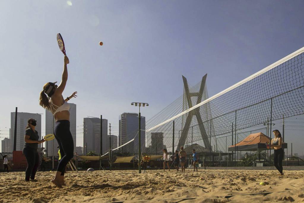 BOX-BEACH-TENNIS-SAO-PAULO-2021-1.jpg FENÔMENO - Beach tennis em SP: mais de 250 quadras na capital -