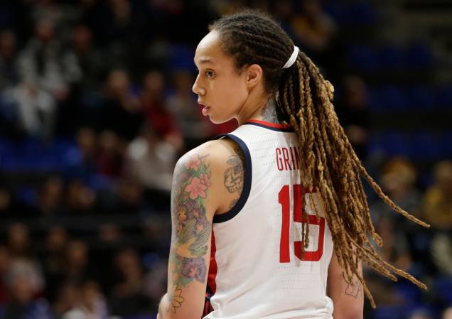 A norte-americana Brittney Griner durante o jogo do Torneio Olímpico Feminino de Qualificação entre EUA e Sérvia, em Belgrado, Sérvia, 06/02/2020. A norte-americana Brittney Griner durante o jogo do Torneio Olímpico Feminino de Qualificação entre EUA e Sérvia, em Belgrado, Sérvia, 06/02/2020.