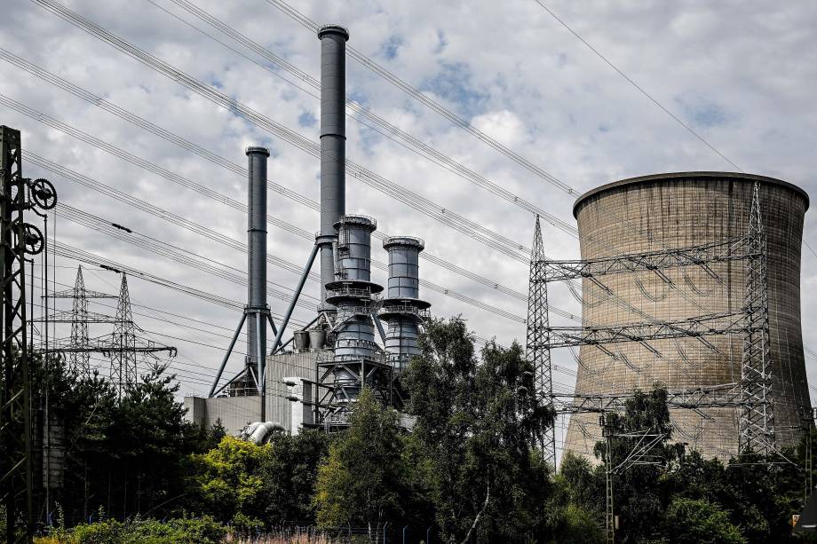 Usina `a gás operada pelo fornecedor de energia alemão RWE, ao lado usina nuclear Emsland em Lingen, Alemanha, 25/07/2022.