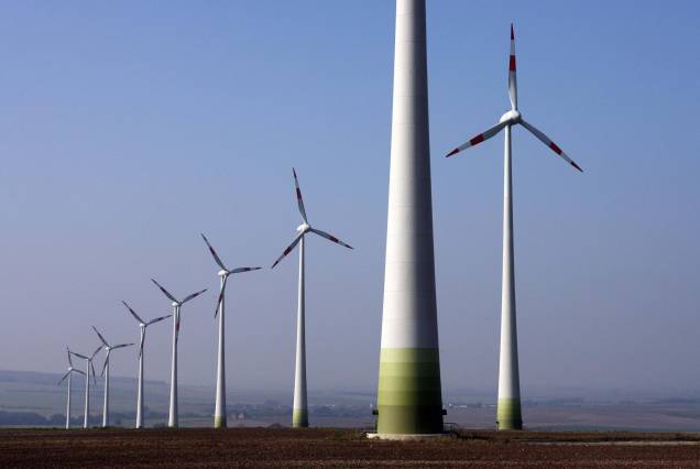 Turbinas eólicas "Energiepark Druiberg" em Dardesheim, Alemanha Oriental, 10/10/2017. Turbinas eólicas "Energiepark Druiberg" em Dardesheim, Alemanha Oriental, 10/10/2017.