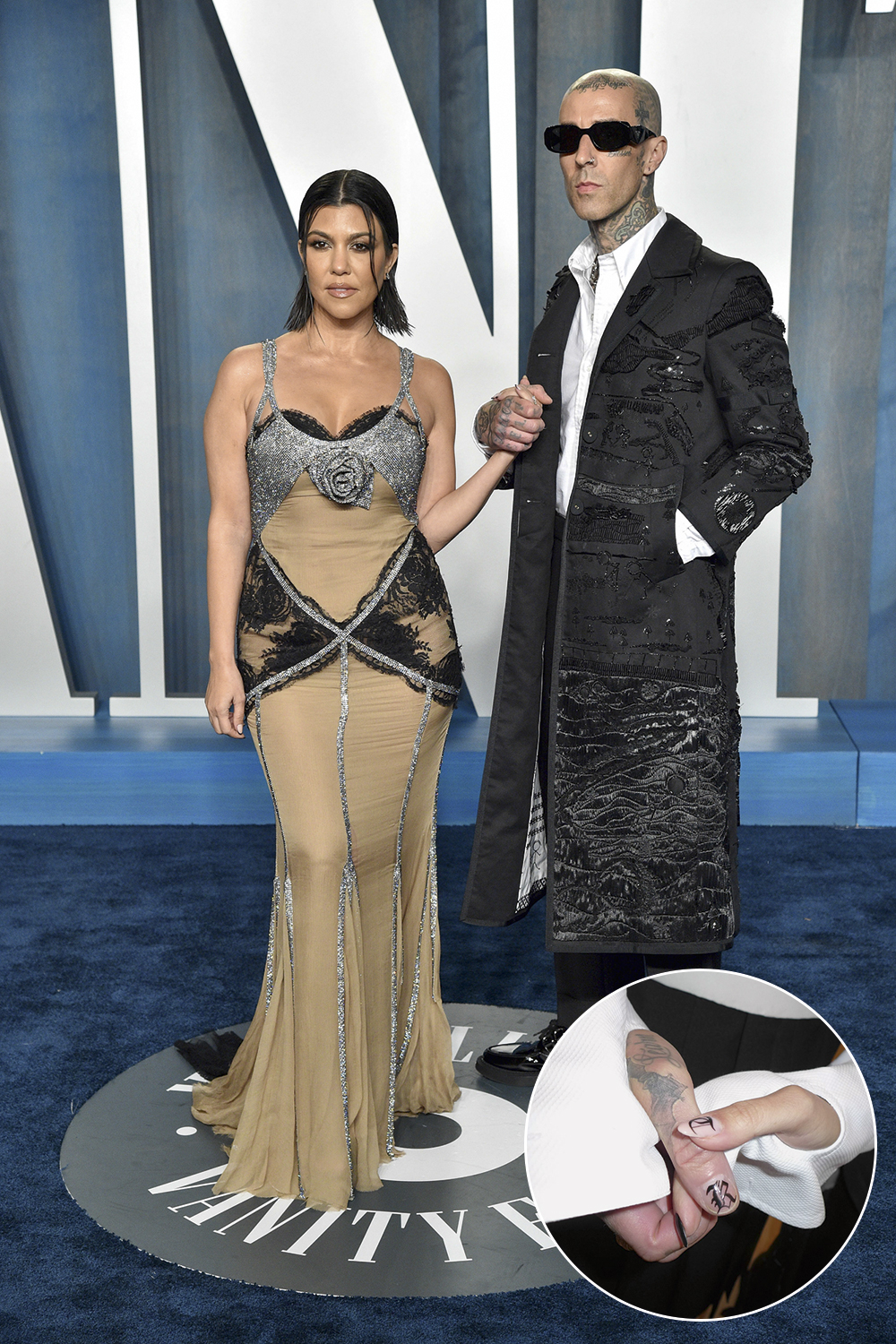 GettyImages-1388170527.jpg MÃO DUPLA - Kourtney Kardashian e o baterista Travis Barker: homenagem nos polegares -